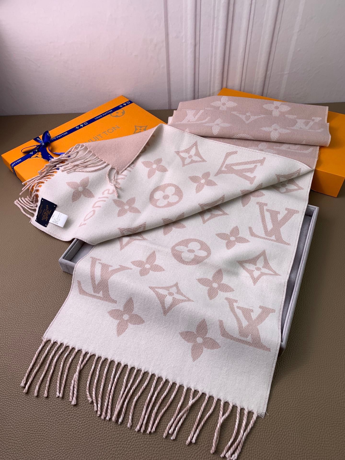 Louis Vuitton Scarf